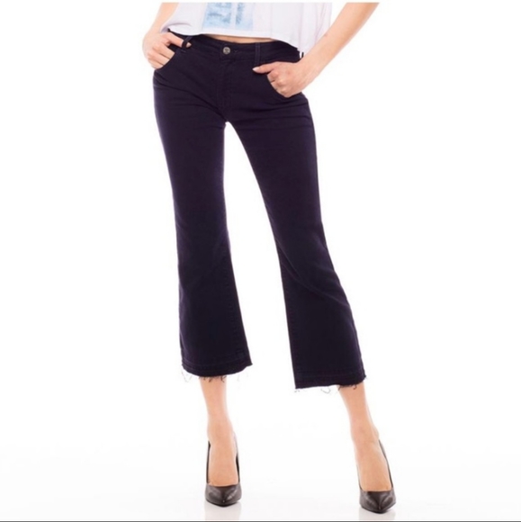 NWT Sagjol Cropped Raw/Frayed Hem Dark Wash Blue Jeans Size 26 - Picture 1 of 10